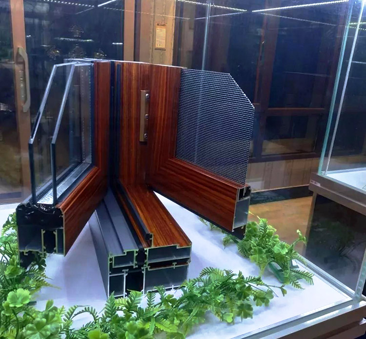 判斷鋁合金門窗質量好壞
